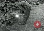 Standbild USA Ordnance Soldaten Balleroy Frankreich, 1944, aus Sekunde 32 historischem Filmmaterial Videoclip 65675038870