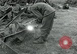 Standbild USA Ordnance Soldaten Balleroy Frankreich, 1944, aus Sekunde 33 historischem Filmmaterial Videoclip 65675038870