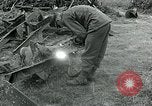 Standbild USA Ordnance Soldaten Balleroy Frankreich, 1944, aus Sekunde 35 historischem Filmmaterial Videoclip 65675038870