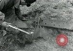 Standbild USA Ordnance Soldaten Balleroy Frankreich, 1944, aus Sekunde 51 historischem Filmmaterial Videoclip 65675038870
