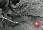 Standbild USA Ordnance Soldaten Balleroy Frankreich, 1944, aus Sekunde 52 historischem Filmmaterial Videoclip 65675038870