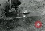 Standbild USA Ordnance Soldaten Balleroy Frankreich, 1944, aus Sekunde 60 historischem Filmmaterial Videoclip 65675038870