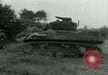 Standbild USA Soldaten Balleroy Frankreich, 1944, aus Sekunde 7 historischem Filmmaterial Videoclip 65675038871