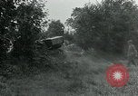 Standbild USA Soldaten Balleroy Frankreich, 1944, aus Sekunde 13 historischem Filmmaterial Videoclip 65675038871