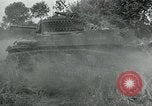 Standbild USA Soldaten Balleroy Frankreich, 1944, aus Sekunde 35 historischem Filmmaterial Videoclip 65675038871