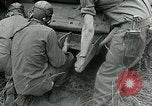 Standbild USA Soldaten Balleroy Frankreich, 1944, aus Sekunde 53 historischem Filmmaterial Videoclip 65675038871