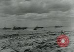 Standbild deutschen Kriegsgefangenen Nordfrankreich, 1944, aus Sekunde 5 historischem Filmmaterial Videoclip 65675038876