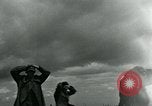 Standbild deutschen Kriegsgefangenen Nordfrankreich, 1944, aus Sekunde 21 historischem Filmmaterial Videoclip 65675038876