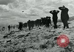 Standbild deutschen Kriegsgefangenen Nordfrankreich, 1944, aus Sekunde 35 historischem Filmmaterial Videoclip 65675038876