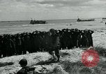 Standbild deutschen Kriegsgefangenen Nordfrankreich, 1944, aus Sekunde 54 historischem Filmmaterial Videoclip 65675038876