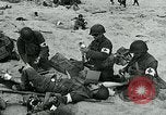 Standbild deutschen Kriegsgefangenen Nordfrankreich, 1944, aus Sekunde 60 historischem Filmmaterial Videoclip 65675038876