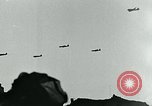Standbild verwundet Airborne Truppe Soldaten St. Mere Eglise Frankreich, 1944, aus Sekunde 3 historischem Filmmaterial Videoclip 65675038877