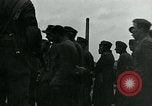 Standbild deutschen Kriegsgefangenen Southampton England, 1944, aus Sekunde 34 historischem Filmmaterial Videoclip 65675038879