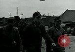 Standbild deutschen Kriegsgefangenen Southampton England, 1944, aus Sekunde 39 historischem Filmmaterial Videoclip 65675038879