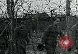 Standbild deutschen Kriegsgefangenen Southampton England, 1944, aus Sekunde 53 historischem Filmmaterial Videoclip 65675038879