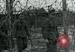 Standbild deutschen Kriegsgefangenen Southampton England, 1944, aus Sekunde 56 historischem Filmmaterial Videoclip 65675038879