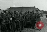 Standbild deutschen Kriegsgefangenen Southhampton England, 1944, aus Sekunde 18 historischem Filmmaterial Videoclip 65675038880