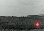 Standbild American glider Holland Niederlande, 1944, aus Sekunde 11 historischem Filmmaterial Videoclip 65675038890