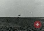 Standbild American glider Holland Niederlande, 1944, aus Sekunde 17 historischem Filmmaterial Videoclip 65675038890