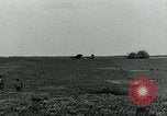 Standbild American glider Holland Niederlande, 1944, aus Sekunde 26 historischem Filmmaterial Videoclip 65675038890