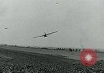 Standbild American glider Holland Niederlande, 1944, aus Sekunde 35 historischem Filmmaterial Videoclip 65675038890