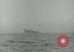 Image les troupes américaines faire assaut amphibie à Omaha Beach le Jour J Normandie France, 1944, de la seconde 6 séquences d'archives historiques vidéo 65675038892