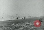 Image les troupes américaines faire assaut amphibie à Omaha Beach le Jour J Normandie France, 1944, de la seconde 36 séquences d'archives historiques vidéo 65675038892
