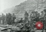 Image les troupes américaines faire assaut amphibie à Omaha Beach le Jour J Normandie France, 1944, de la seconde 43 séquences d'archives historiques vidéo 65675038892
