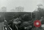 Standbild Operation Overlord D-Day Invasion durch die kanadischen Streitkräfte Normandie Frankreich, 1944, aus Sekunde 15 historischem Filmmaterial Videoclip 65675038894
