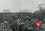 Standbild Operation Overlord D-Day Invasion durch die kanadischen Streitkräfte Normandie Frankreich, 1944, aus Sekunde 41 historischem Filmmaterial Videoclip 65675038894