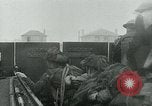 Standbild Operation Overlord D-Day Invasion durch die kanadischen Streitkräfte Normandie Frankreich, 1944, aus Sekunde 42 historischem Filmmaterial Videoclip 65675038894