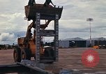 Standbild F-4 von Deckwerken Ubon Ratchathani Thailand, 1968, aus Sekunde 14 historischem Filmmaterial Videoclip 65675038899