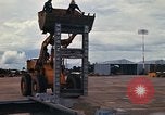 Standbild F-4 von Deckwerken Ubon Ratchathani Thailand, 1968, aus Sekunde 15 historischem Filmmaterial Videoclip 65675038899