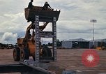 Standbild F-4 von Deckwerken Ubon Ratchathani Thailand, 1968, aus Sekunde 16 historischem Filmmaterial Videoclip 65675038899
