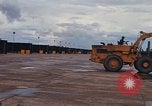 Standbild F-4 von Deckwerken Ubon Ratchathani Thailand, 1968, aus Sekunde 37 historischem Filmmaterial Videoclip 65675038899