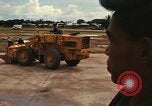 Immagine di F-4 revetments Ubon Ratchathani Thailandia, 1968, secondo 44 filmato di repertorio 65675038900