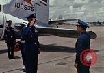 Standbild AIR CHIEF MARSHAL Chandrubsksa Ubon Ratchathani Thailand, 1967, aus Sekunde 58 historischem Filmmaterial Videoclip 65675038905