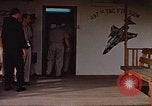Standbild Major General Charles Chandler Junior Ubon Ratchathani Thailand, 1967, aus Sekunde 58 historischem Filmmaterial Videoclip 65675038906