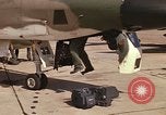 Image USAF RF-4C un aéronef atterrit après la mission Ubon Ratchathani Thaïlande, 1967, de la seconde 27 séquences d'archives historiques vidéo 65675038912