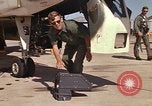 Image USAF RF-4C un aéronef atterrit après la mission Ubon Ratchathani Thaïlande, 1967, de la seconde 44 séquences d'archives historiques vidéo 65675038912