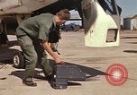 Image USAF RF-4C un aéronef atterrit après la mission Ubon Ratchathani Thaïlande, 1967, de la seconde 45 séquences d'archives historiques vidéo 65675038912