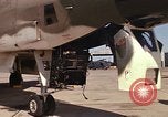 Image USAF RF-4C un aéronef atterrit après la mission Ubon Ratchathani Thaïlande, 1967, de la seconde 50 séquences d'archives historiques vidéo 65675038912