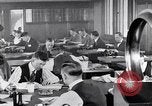 Standbild Anfang Zeitung Drucken Presse- und Druckvorgang Detroit Michigan USA, 1919, aus Sekunde 43 historischem Filmmaterial Videoclip 65675038923