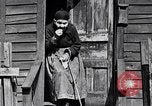 Immagine di Old Lady Detroit Michigan USA, 1934, secondo 25 filmato di repertorio 65675038929