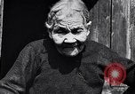 Immagine di Old Lady Detroit Michigan USA, 1934, secondo 36 filmato di repertorio 65675038929