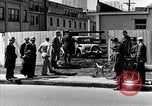 Image la voiture s'est écrasé par clôture Detroit Michigan USA, 1934, de la seconde 19 séquences d'archives historiques vidéo 65675038936