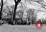 Image Golfeuses Higbie McGiverin Livingstone Hanley et Booth Detroit Michigan USA, 1934, de la seconde 44 séquences d'archives historiques vidéo 65675038944