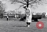 Image Golfeuses Higbie McGiverin Livingstone Hanley et Booth Detroit Michigan USA, 1934, de la seconde 52 séquences d'archives historiques vidéo 65675038944
