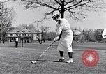 Image Golfeuses Higbie McGiverin Livingstone Hanley et Booth Detroit Michigan USA, 1934, de la seconde 55 séquences d'archives historiques vidéo 65675038944