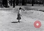 Image Golfeuses Higbie McGiverin Livingstone Hanley et Booth Detroit Michigan USA, 1934, de la seconde 61 séquences d'archives historiques vidéo 65675038944
